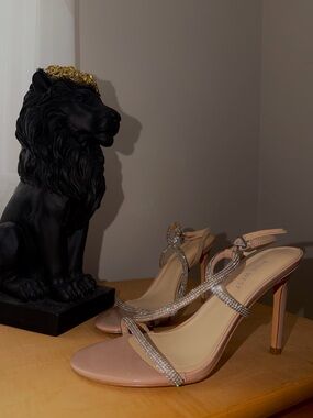 Nine West Nude Patent Crystal-Strap Slingback Heels Size 8